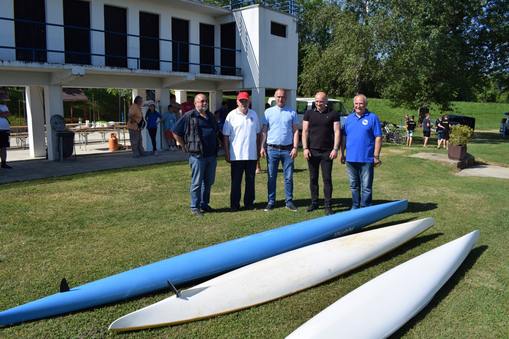 Zamjenik sisačko-moslavačkog župana Mihael Jurić je u subotu, 12. lipnja 2021. godine, na Kupalištu Petrinja nazočio otvaranju Regate kajakaša, 3. utrke Kupa RH – Hrvatske kajakaške lige.