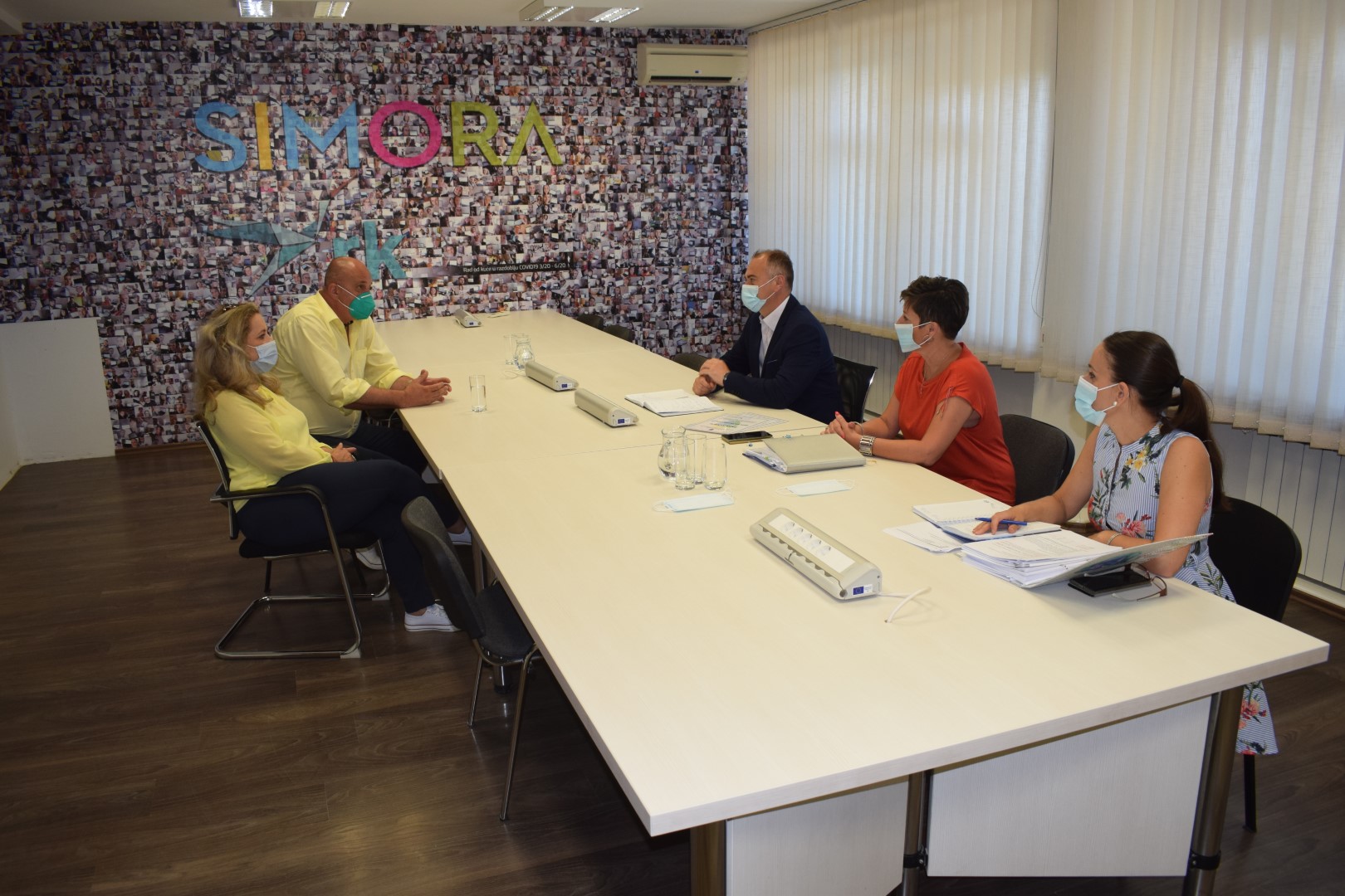 Zamjenik župana Mihael Jurić je u četvrtak, 1. srpnja 2021. godine, u primio predstavnike HKŠU Vila Croatia Stuttgart koji su pružali veliku podršku i pomoć Sisačko-moslavačkoj županiji i njenim stanovnicima nakon razornih potresa sakupljanjem, organizacijom i provedbom dodjele nekoliko donacija.