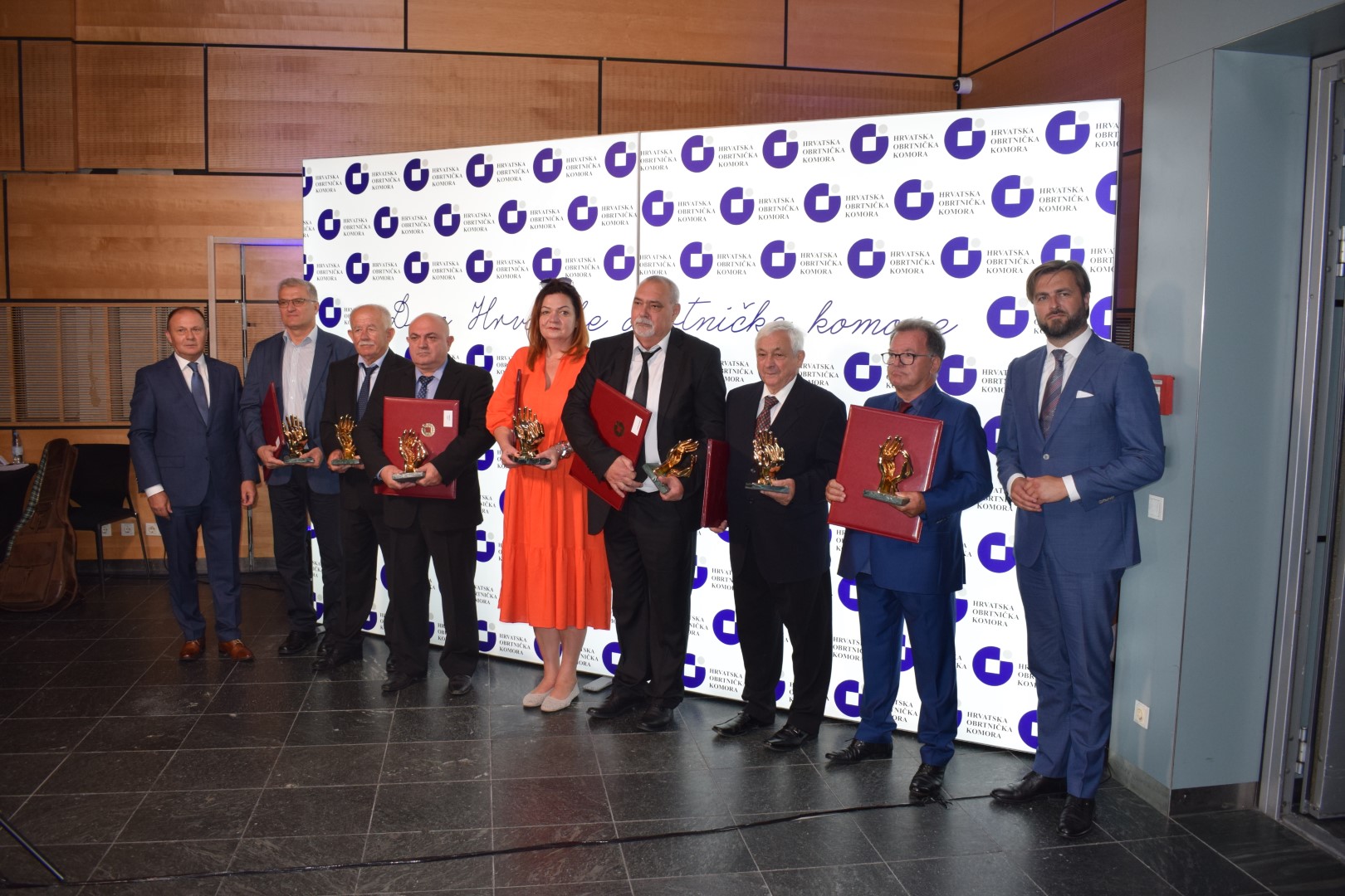 Zamjenik sisačko-moslavačkog župana Mihael Jurić je u četvrtak, 1. srpnja 2021. godine, u dvorani „Voda“ poslovnog centra City Plaza u Zagrebu nazočio svečanoj akademiji u povodu Dana Hrvatske obrtničke komore.