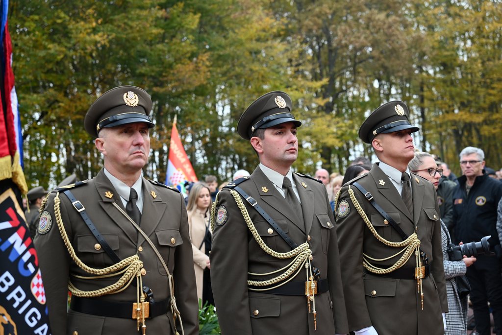 komemoracija_trokut0015