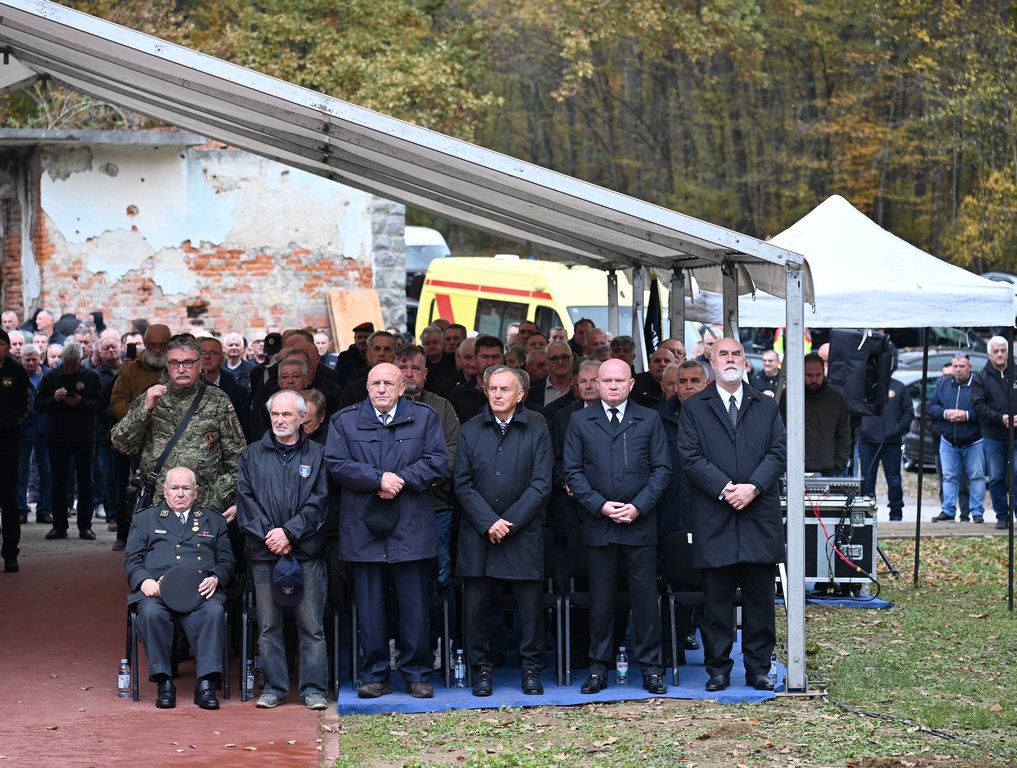komemoracija_trokut0032