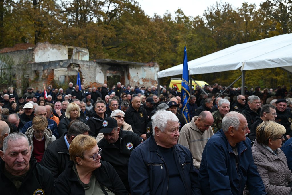 komemoracija_trokut0035