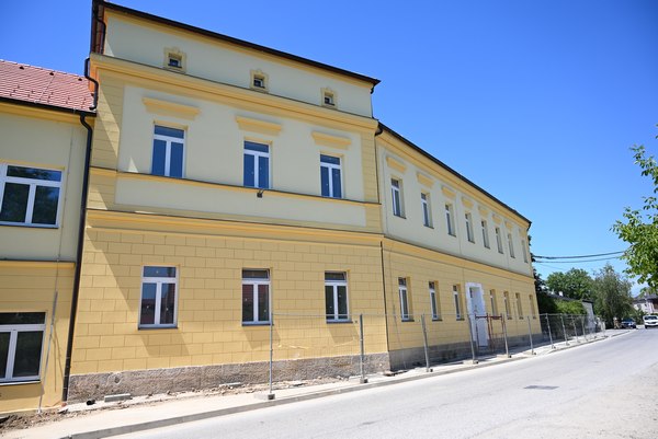 DOM ZA ODRASLE PETRINJA