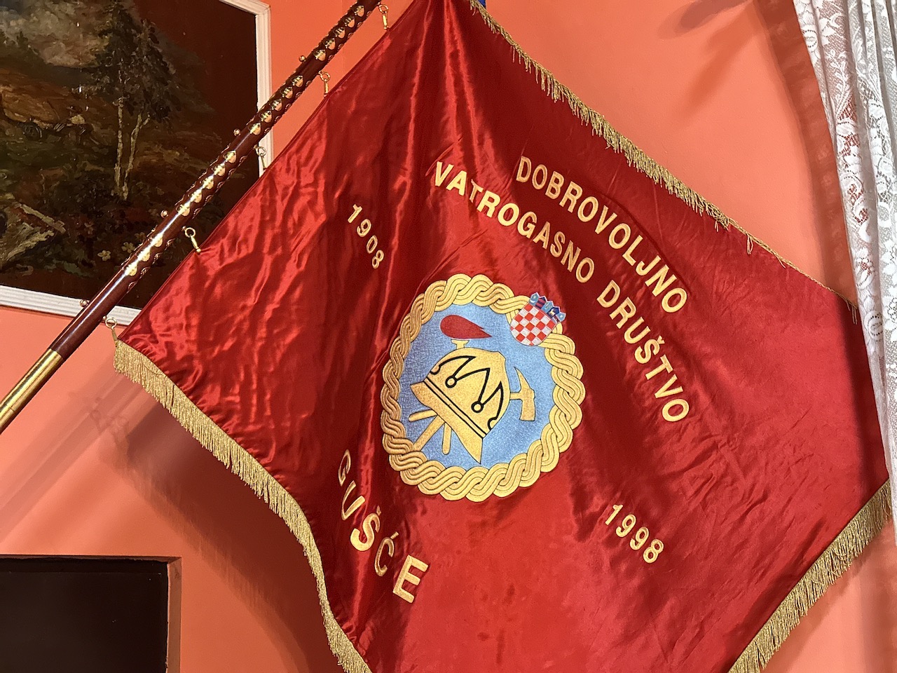 U subotu, 2. ožujka 204. godine je u Gušću održana 116. redovna skupština Dobrovoljnog vatrogasnog društva Gušće kojoj je nazočio župan Ivan Celjak.