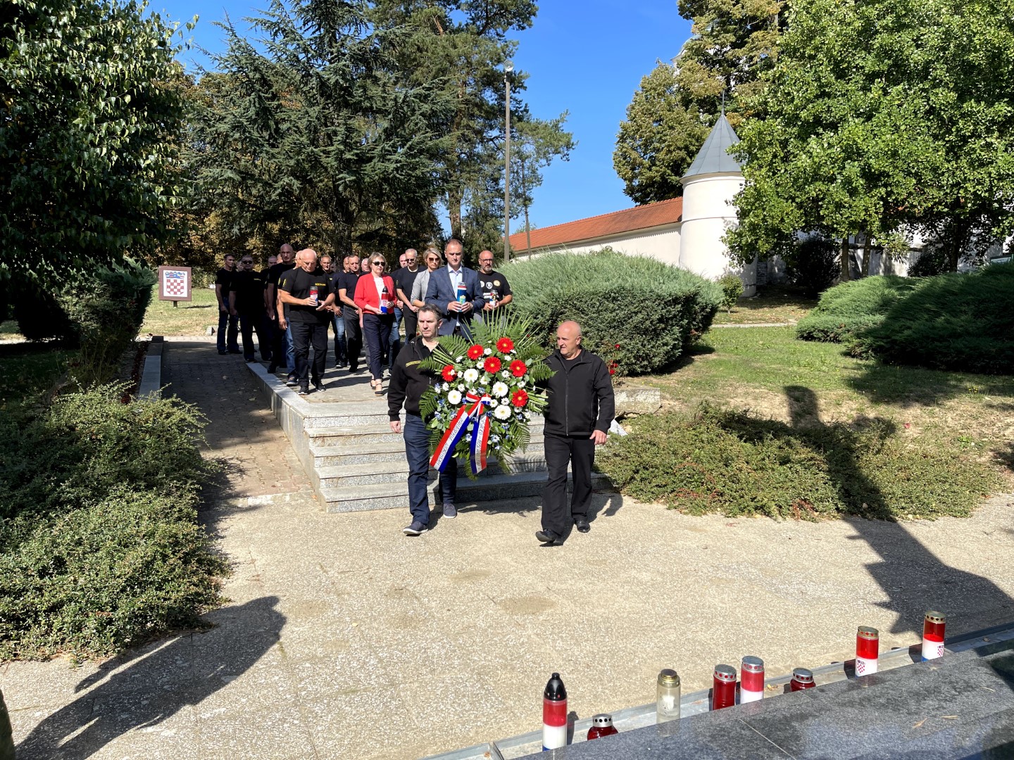 Zamjenik župana Mihael Jurić je u četvrtak, 9. rujna 2021. godine, u Kutini sudjelovao u obilježavanju 30. godišnjice osnutka specijalne jedinice policije „RIS“ Kutina. Obilježavanje će počelo polaganjem vijenaca kod središnjeg križa na groblju u Kutini, a nastavljeno predstavljanjem rada USJPDR "RIS" Kutina u Domu hrvatskih branitelja.