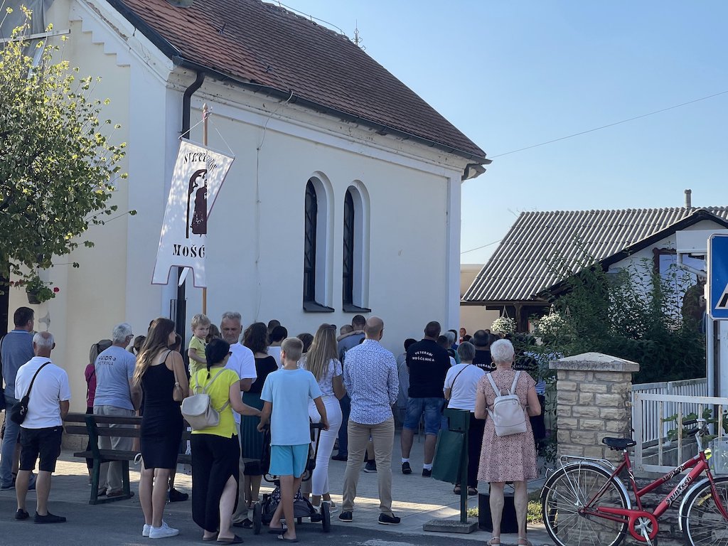 Zamjenik sisačko-moslavačkog župana Mihael Jurić, je u ponedjeljak, 25. srpnja 2022. godine, nazočio proslavi Dana Mošćenice, povodom sv. Jakova, zaštitnika mjesta.
