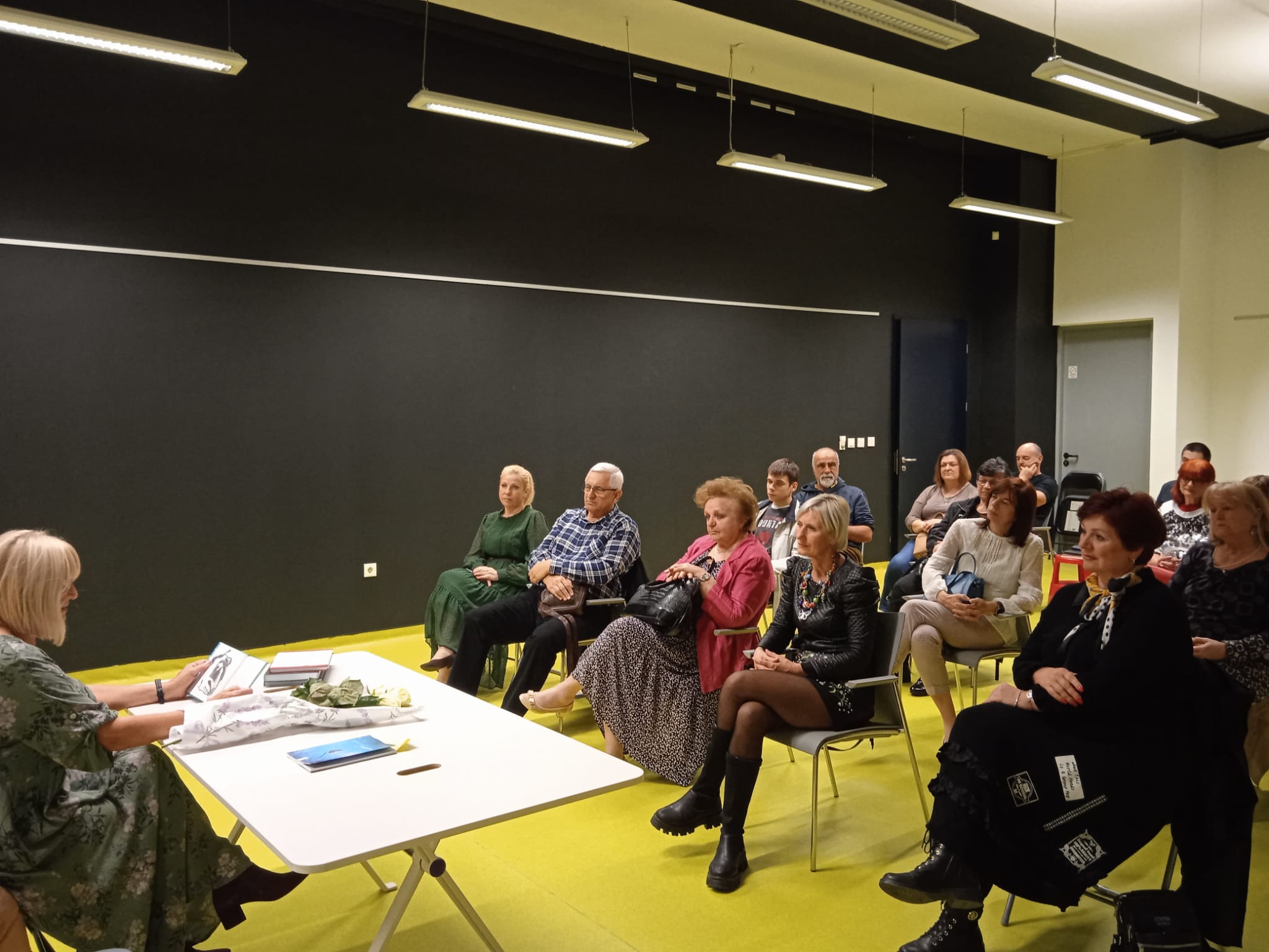 U četvrtak, 3. studenoga u Državnom arhivu održana je još jedna Stihovnica Siska kojoj je prisustvovala pročelnica Upravnog odjela za poljoprivredu, ruralni razvoj, zaštitu okoliša i prirode Anita Sinjeri-Ibrišević.