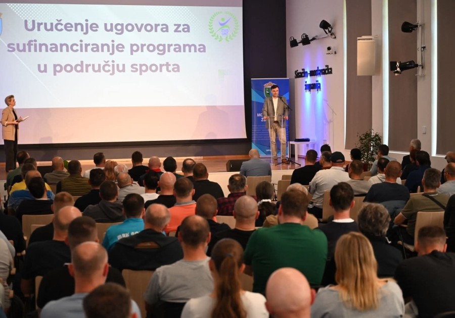 JOŠ JEDNO ULAGANJE U SPORT: DODIJELJENI UGOVORI KLUBOVIMA I ODRŽANA STRUČNA RADIONICA ZA TRENERE 
