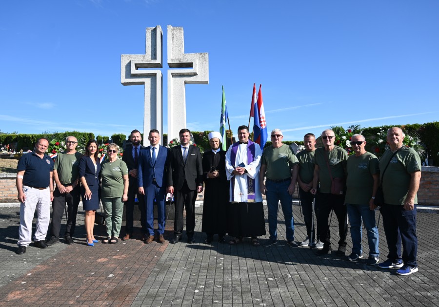 Odana počast hrvatskim braniteljima grada Siska
