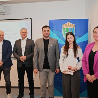 DODIJELJENE NOVČANE POTPORE REDOVITIM STUDENTIMA S PODRUČJA SISAČKO-MOSLAVAČKE ŽUPANIJE