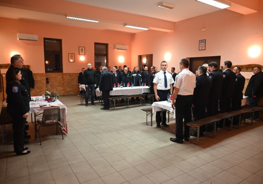 SVEČANA SJEDNICA SKUPŠTINE VATROGASNE ZAJEDNICE GRADA PETRINJE