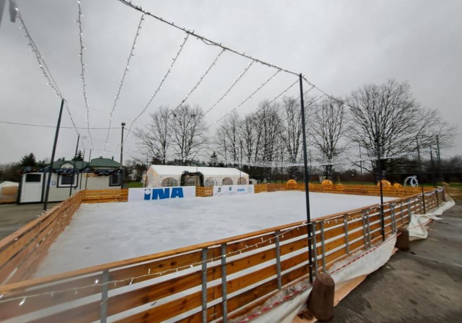 KLIZALIŠTE „LEDENA BAJKA“ PRVI PUT U LEKENIKU