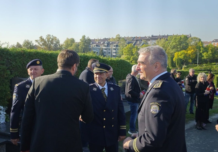 U Sisku obilježen Dan policije 