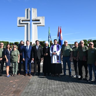 Odana počast hrvatskim braniteljima grada Siska
