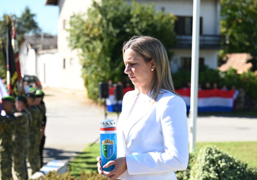 U Petrinji održana središnja manifestacija „Dani sjećanja 1991. – 2026.“